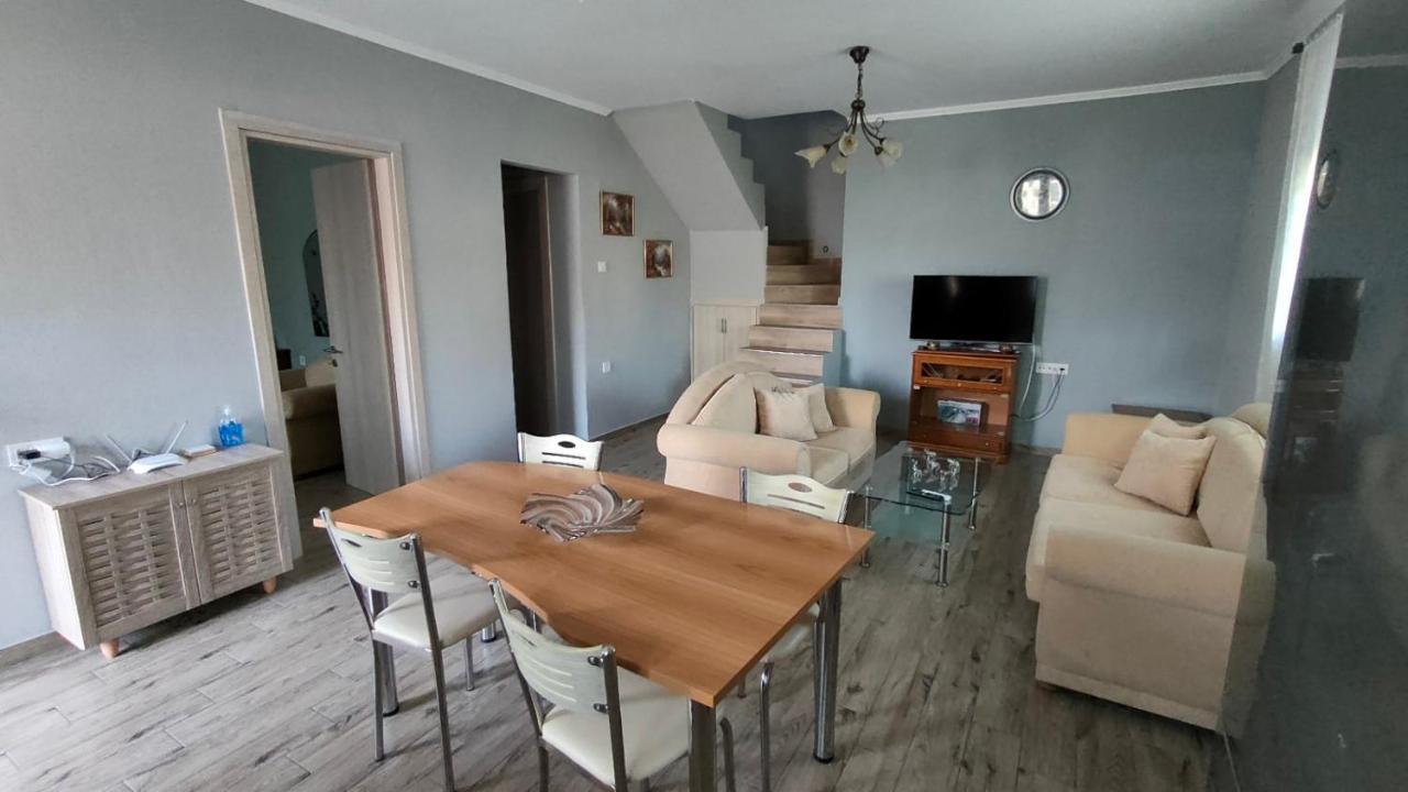 Γιώργος Και Εύα Apartment Karianí Екстериор снимка